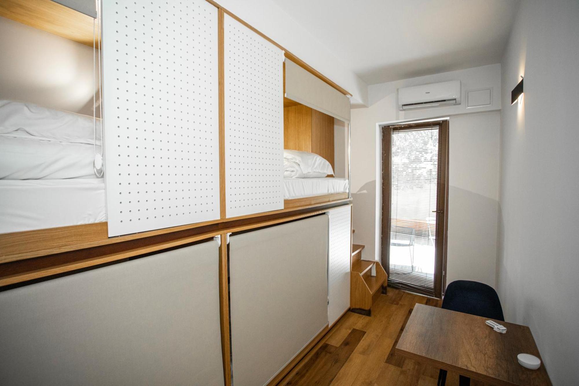 The Tbilisi Pod Hostel Buitenkant foto